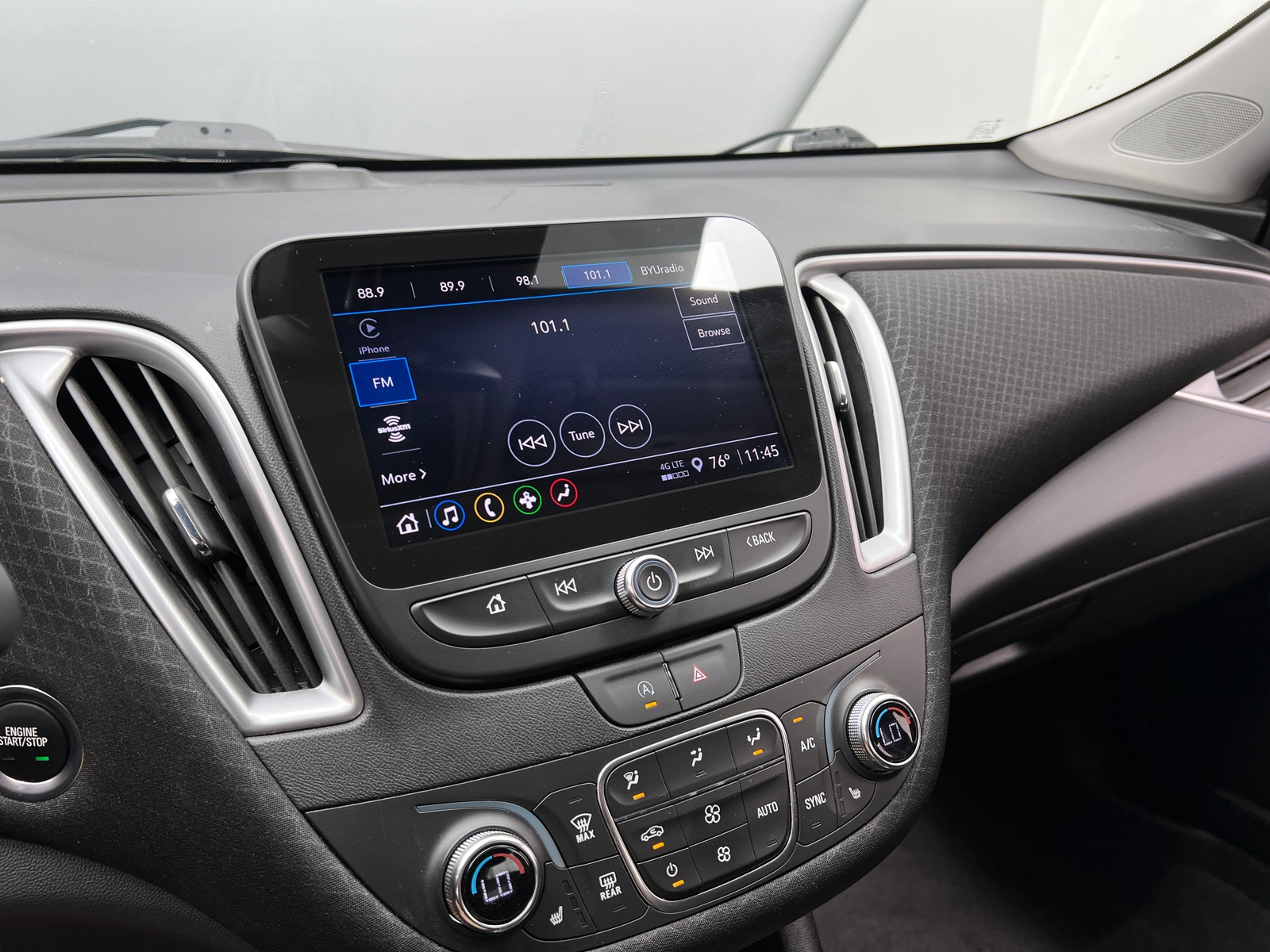 Thumbnail: 2024 Chevrolet Malibu - 4