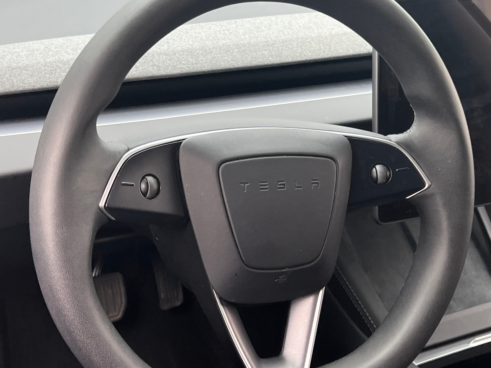 Thumbnail: 2024 Tesla Model 3 - 4