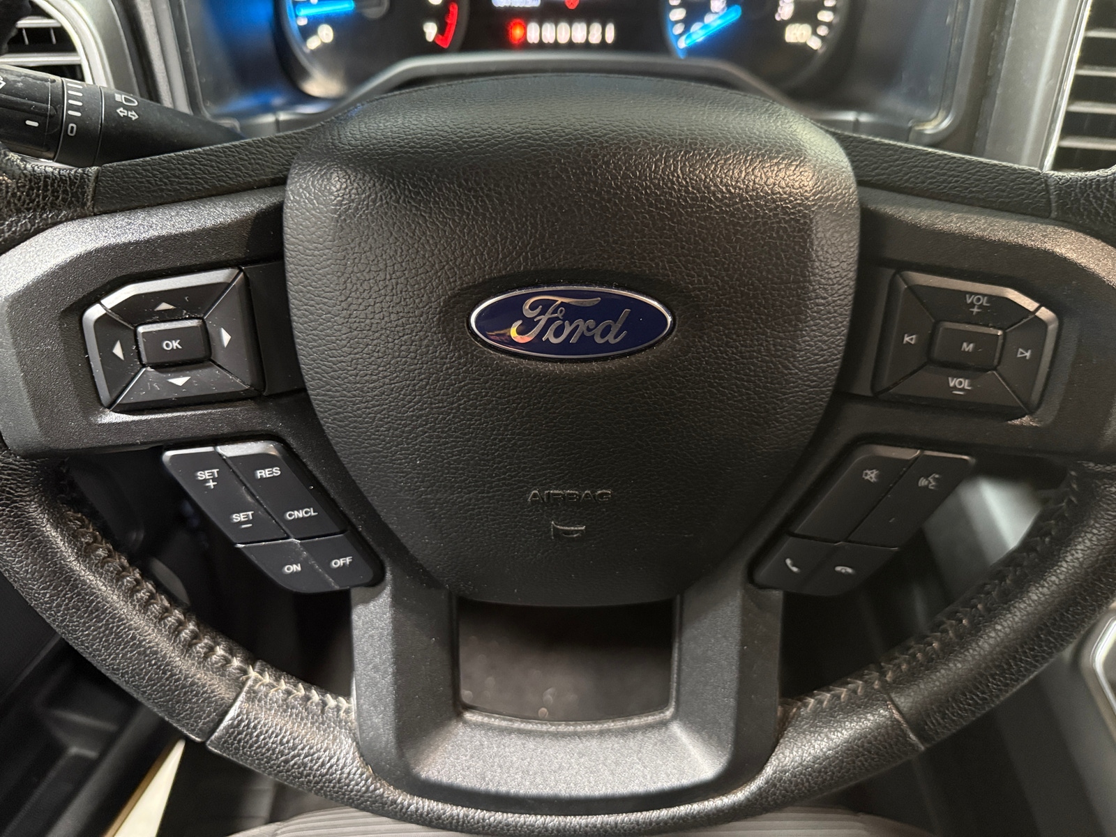Thumbnail: 2016 Ford Econoline - 5