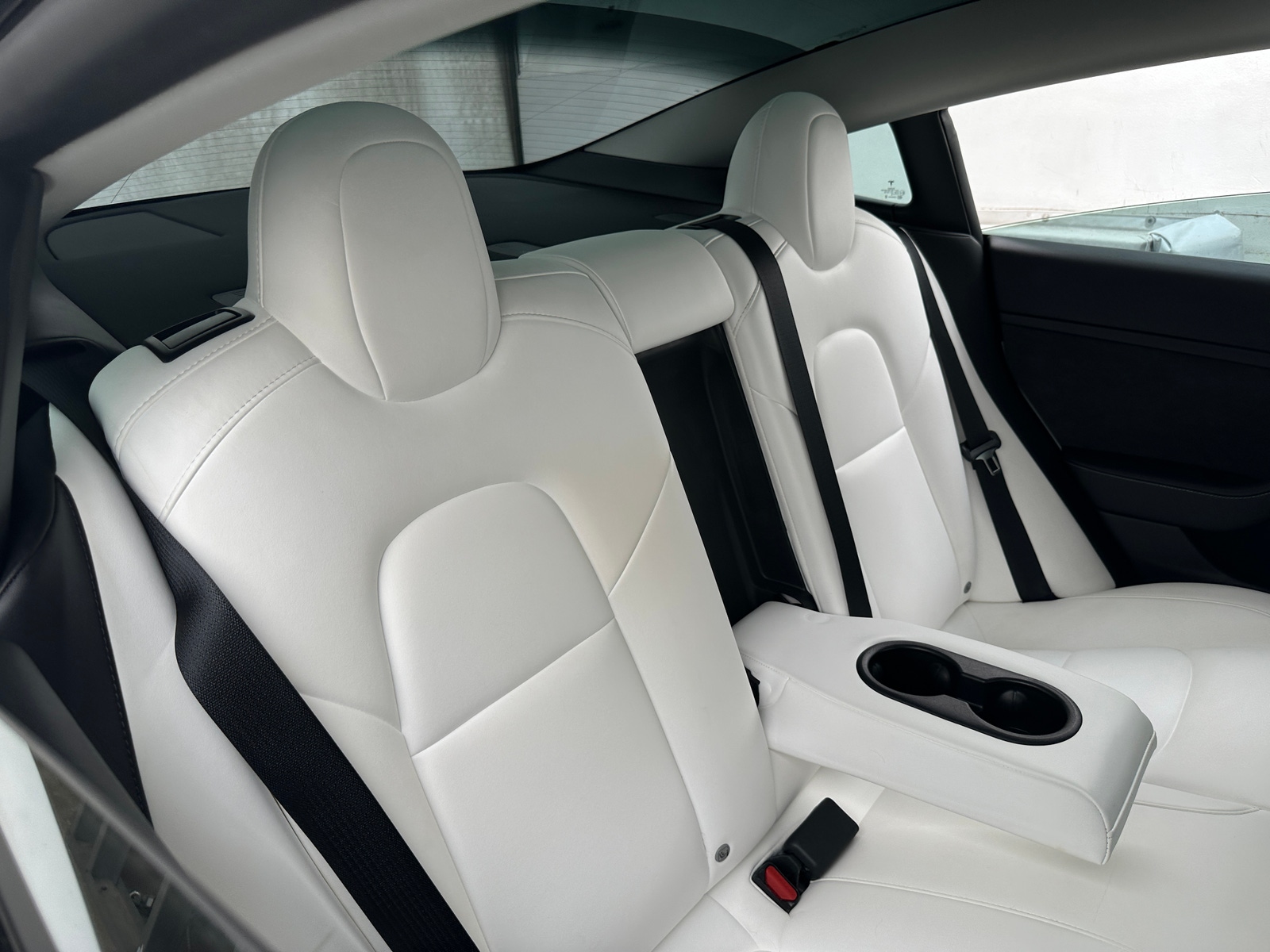 Thumbnail: 2022 Tesla Model 3 - 4