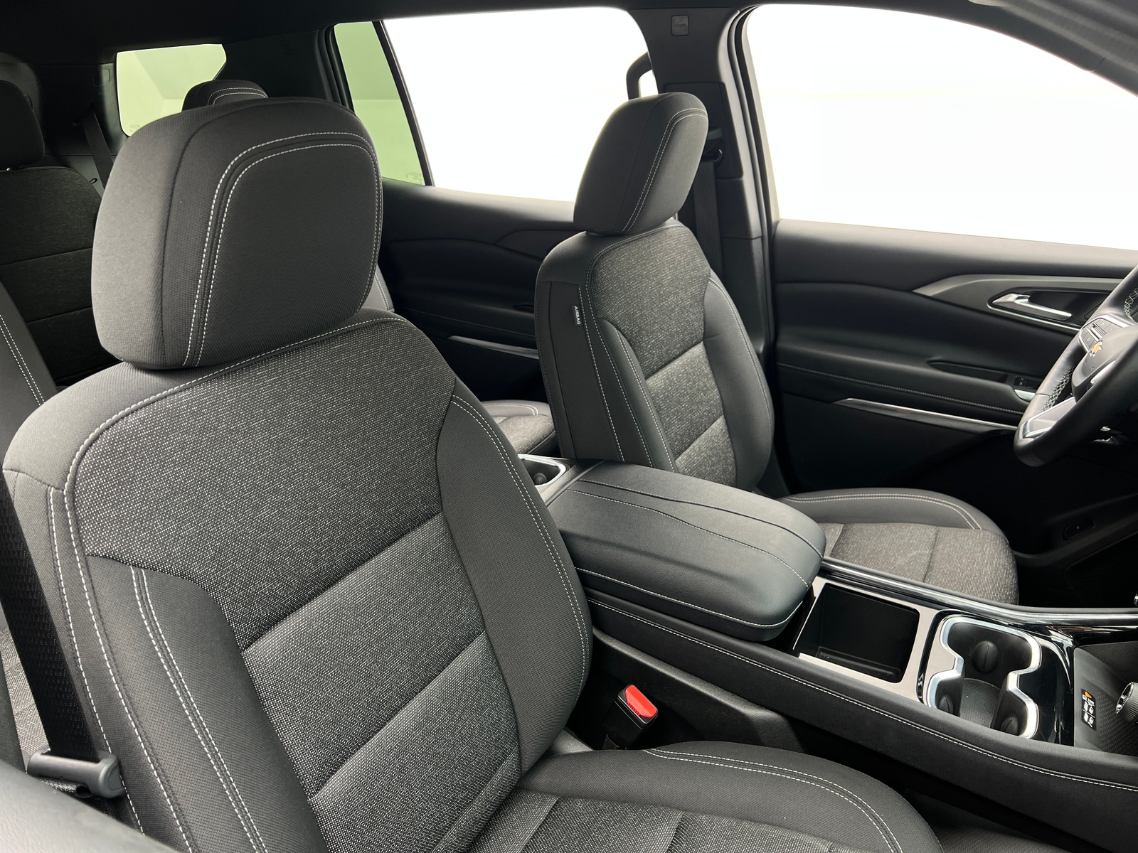 Thumbnail: 2025 Chevrolet Traverse - 2