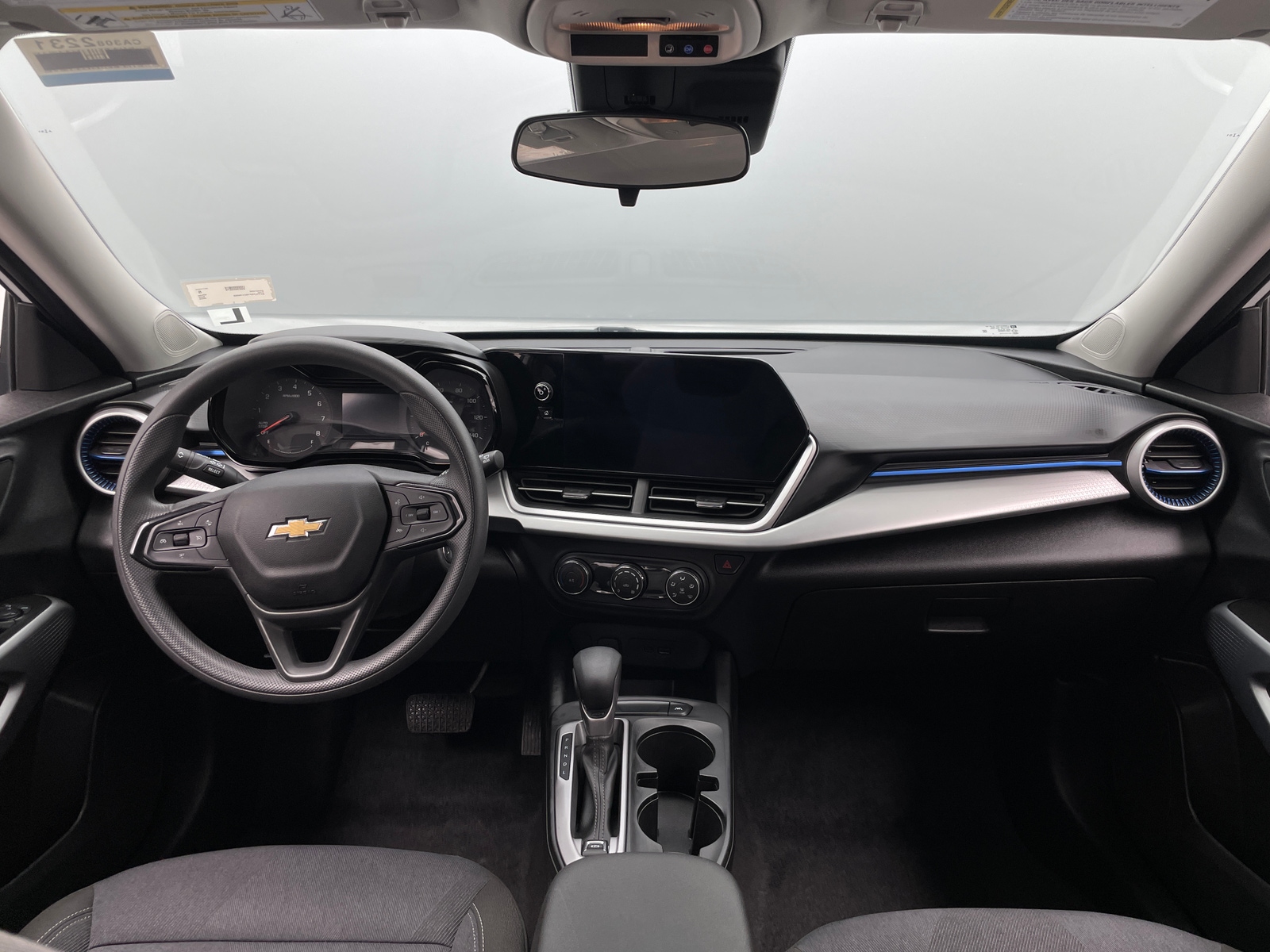 Thumbnail: 2025 Chevrolet Trax - 3