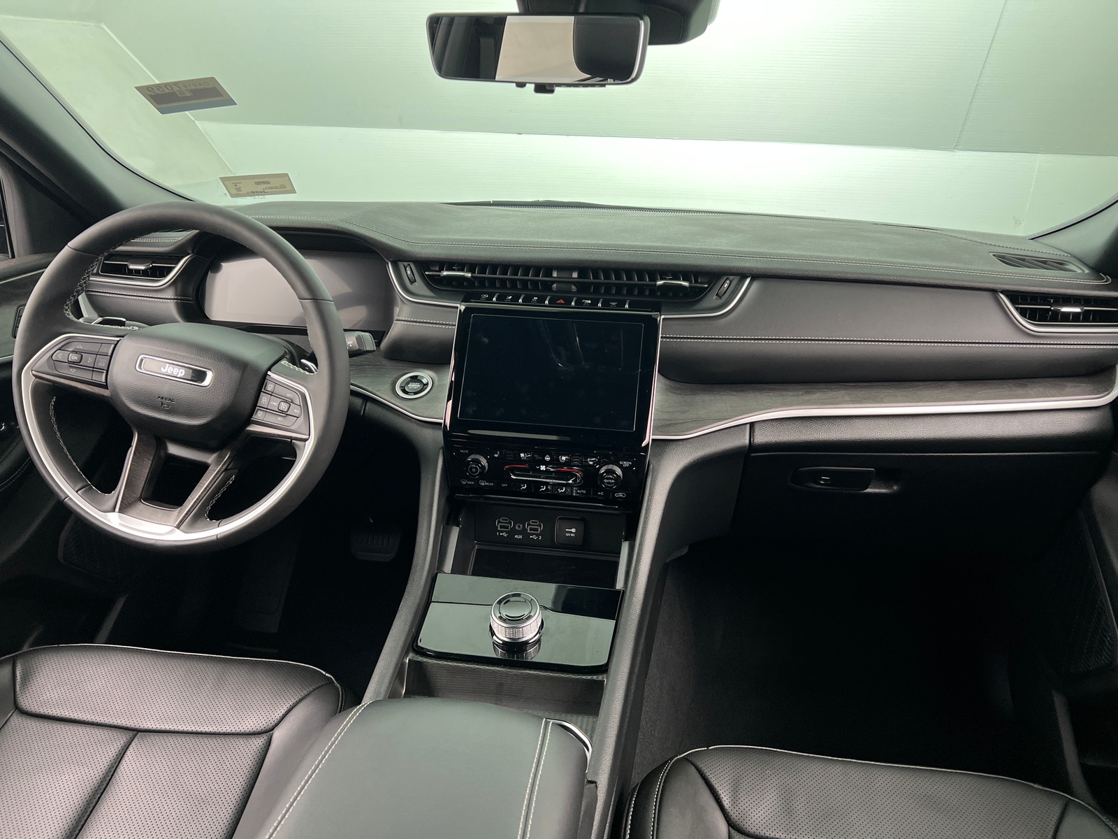 Thumbnail: 2024 Jeep Grand Cherokee L - 2