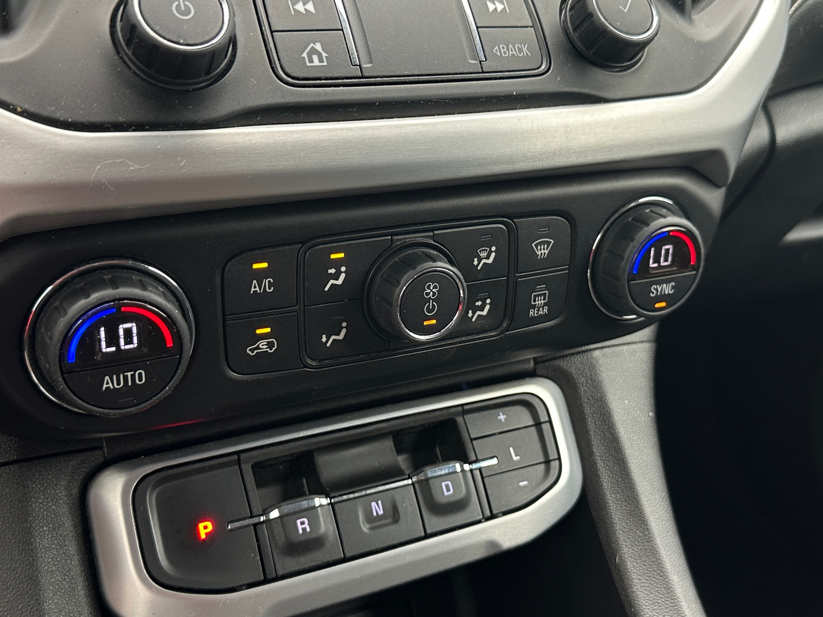 Thumbnail: 2021 GMC Acadia - 4