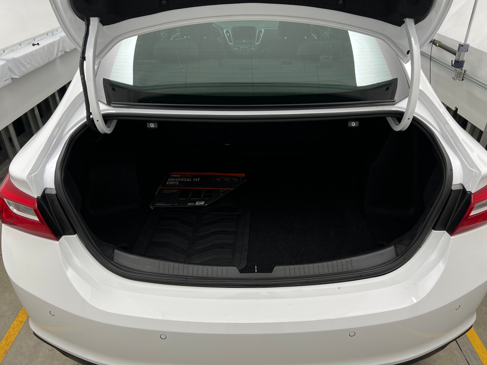 Thumbnail: 2024 Chevrolet Malibu - 7