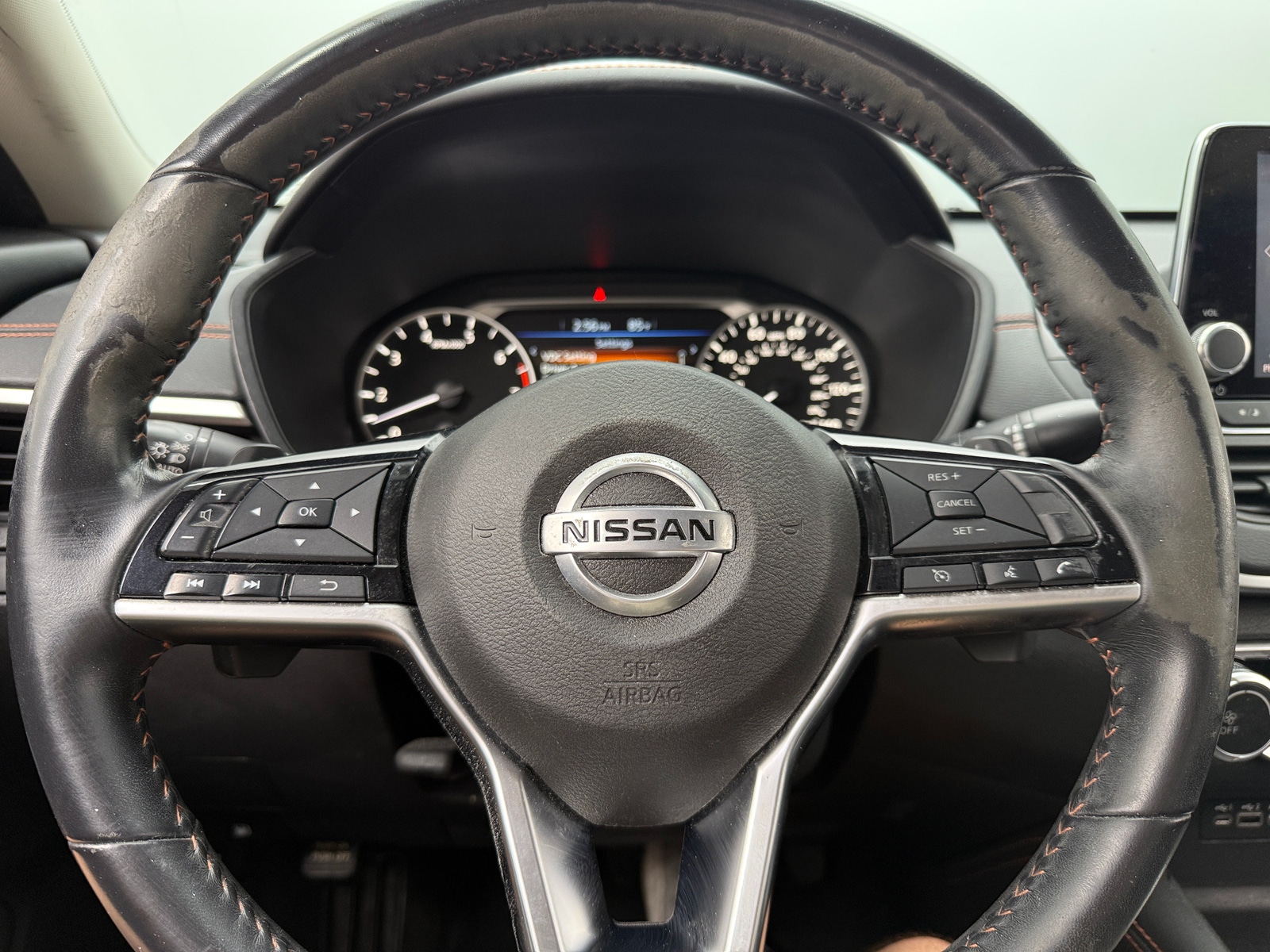 Thumbnail: 2020 Nissan Altima - 5