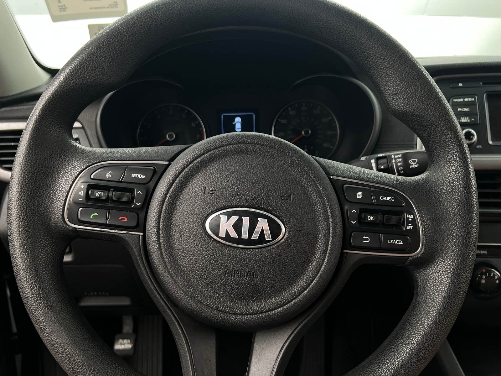 Thumbnail: 2016 Kia Optima - 5