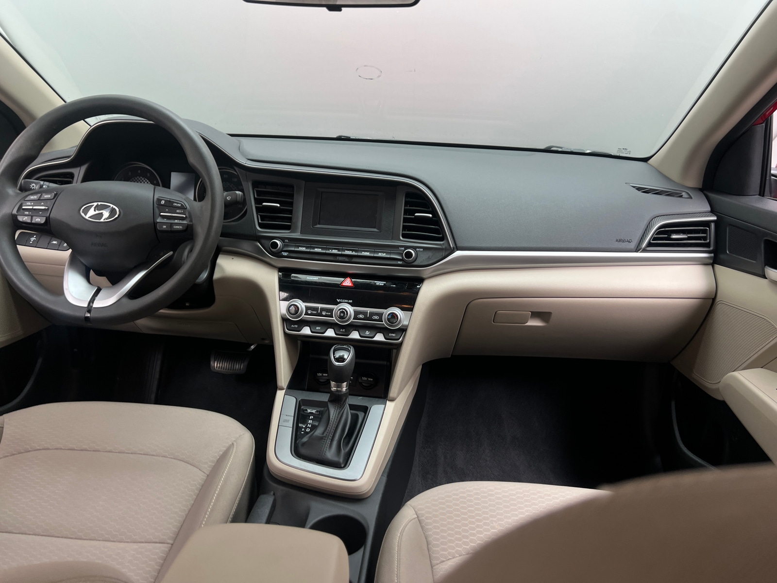 Thumbnail: 2020 Hyundai Elantra - 3