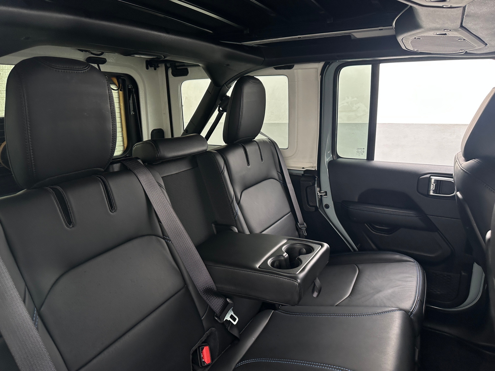 Thumbnail: 2024 Jeep Wrangler - 5