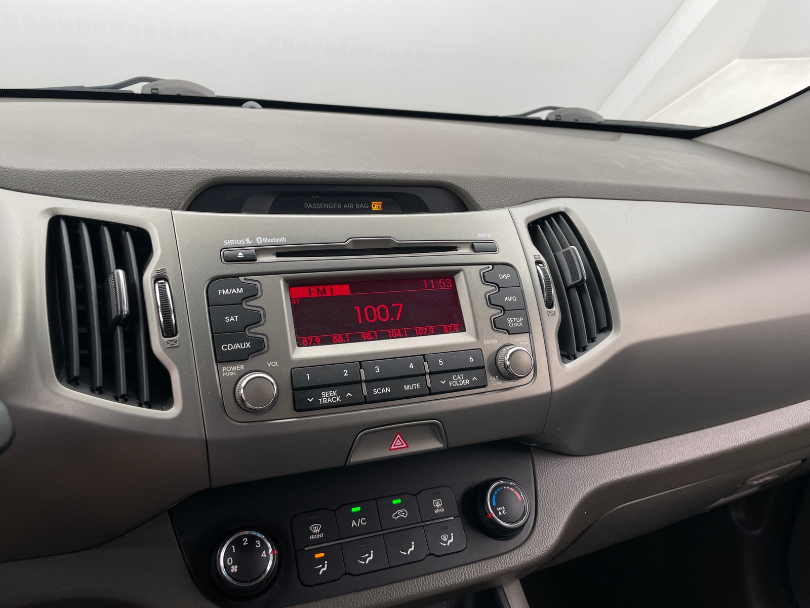 Thumbnail: 2013 Kia Sportage - 4