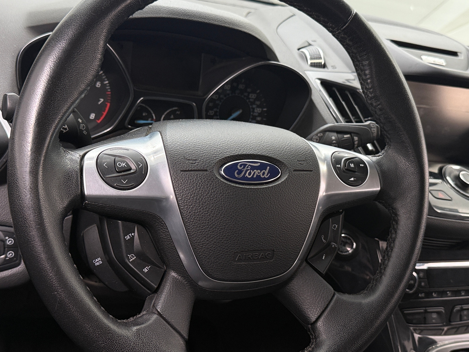 Thumbnail: 2013 Ford Escape - 4