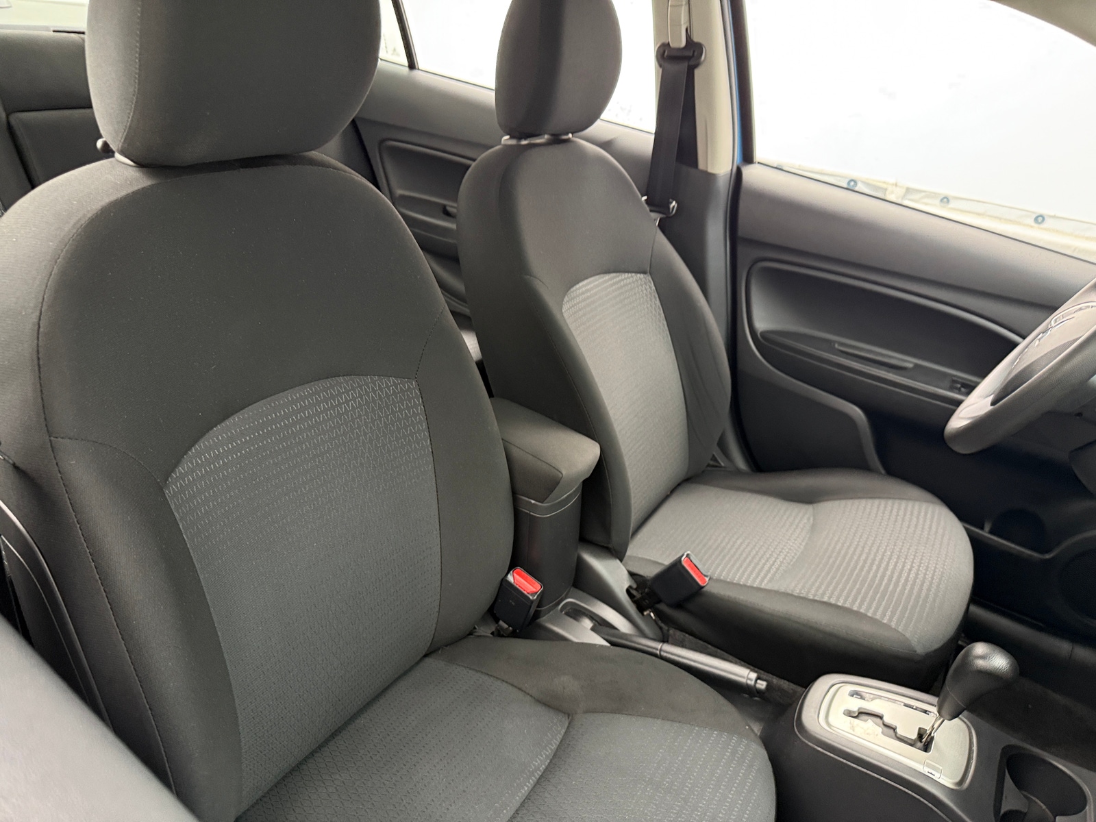 Thumbnail: 2024 Mitsubishi Mirage G4 - 2