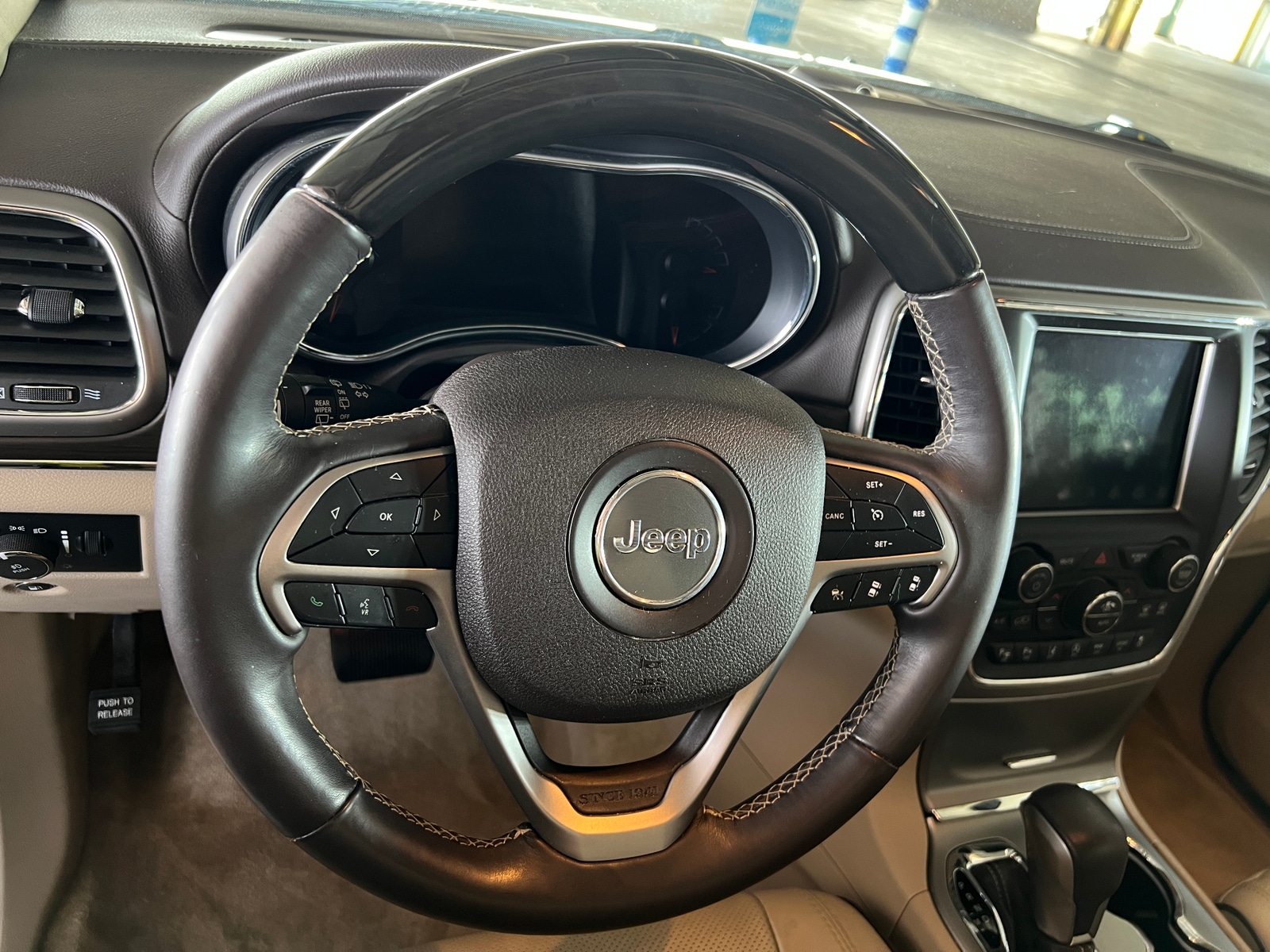 Thumbnail: 2018 Jeep Grand Cherokee - 4