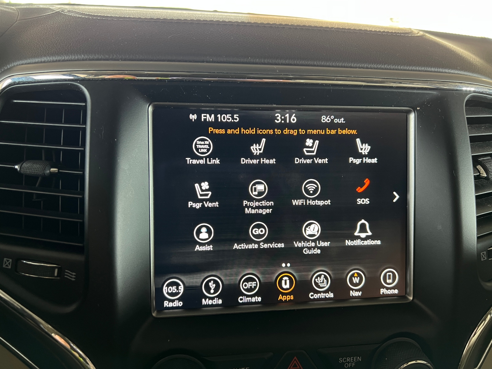 Thumbnail: 2018 Jeep Grand Cherokee - 3