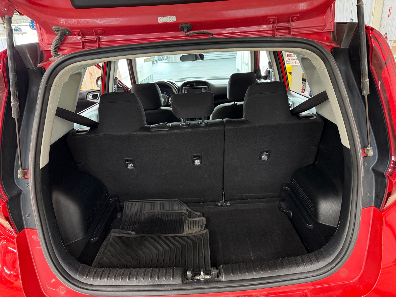 Thumbnail: 2020 Kia Soul - 7