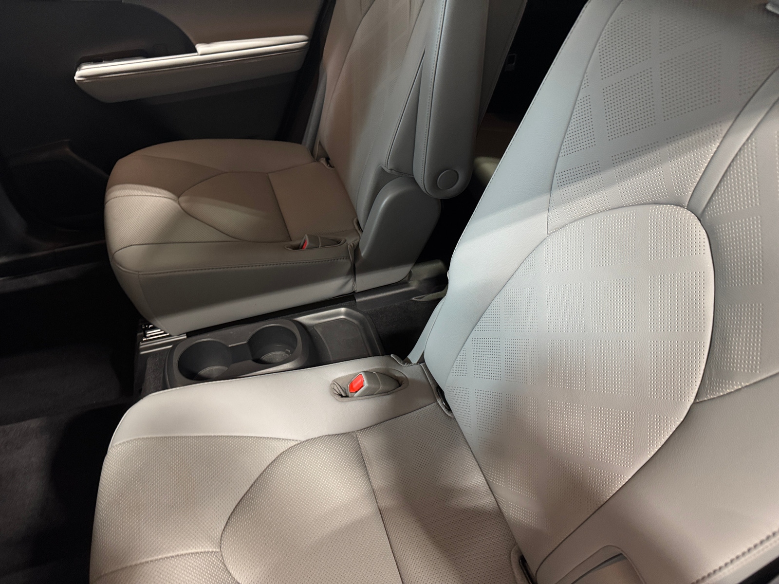 Thumbnail: 2021 Toyota Highlander - 5