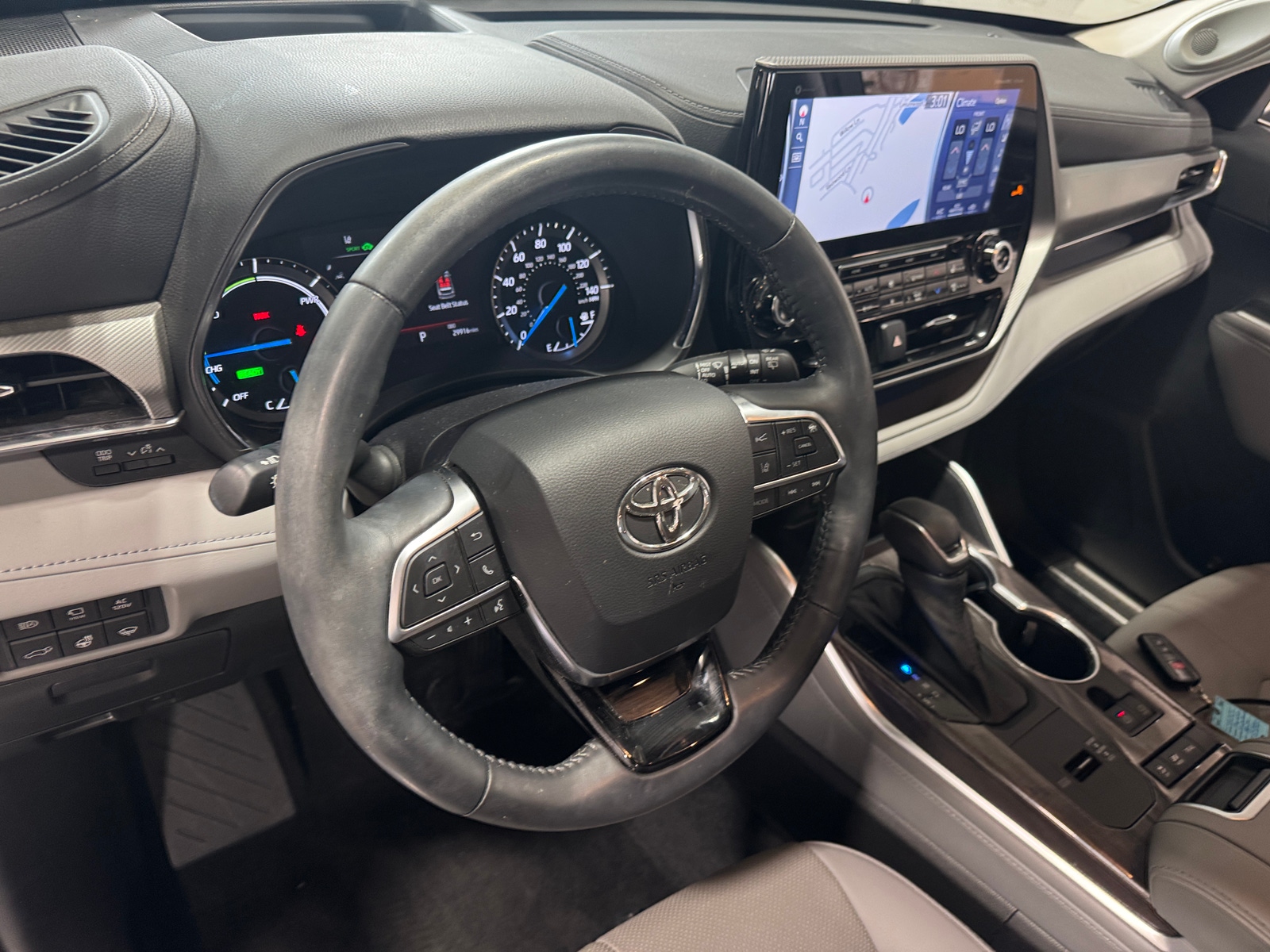 Thumbnail: 2021 Toyota Highlander - 2