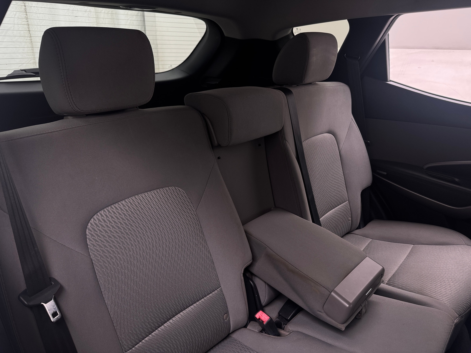 Thumbnail: 2016 Hyundai Santa Fe - 6