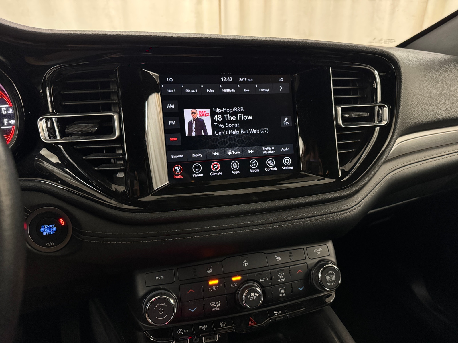 Thumbnail: 2023 Dodge Durango - 4