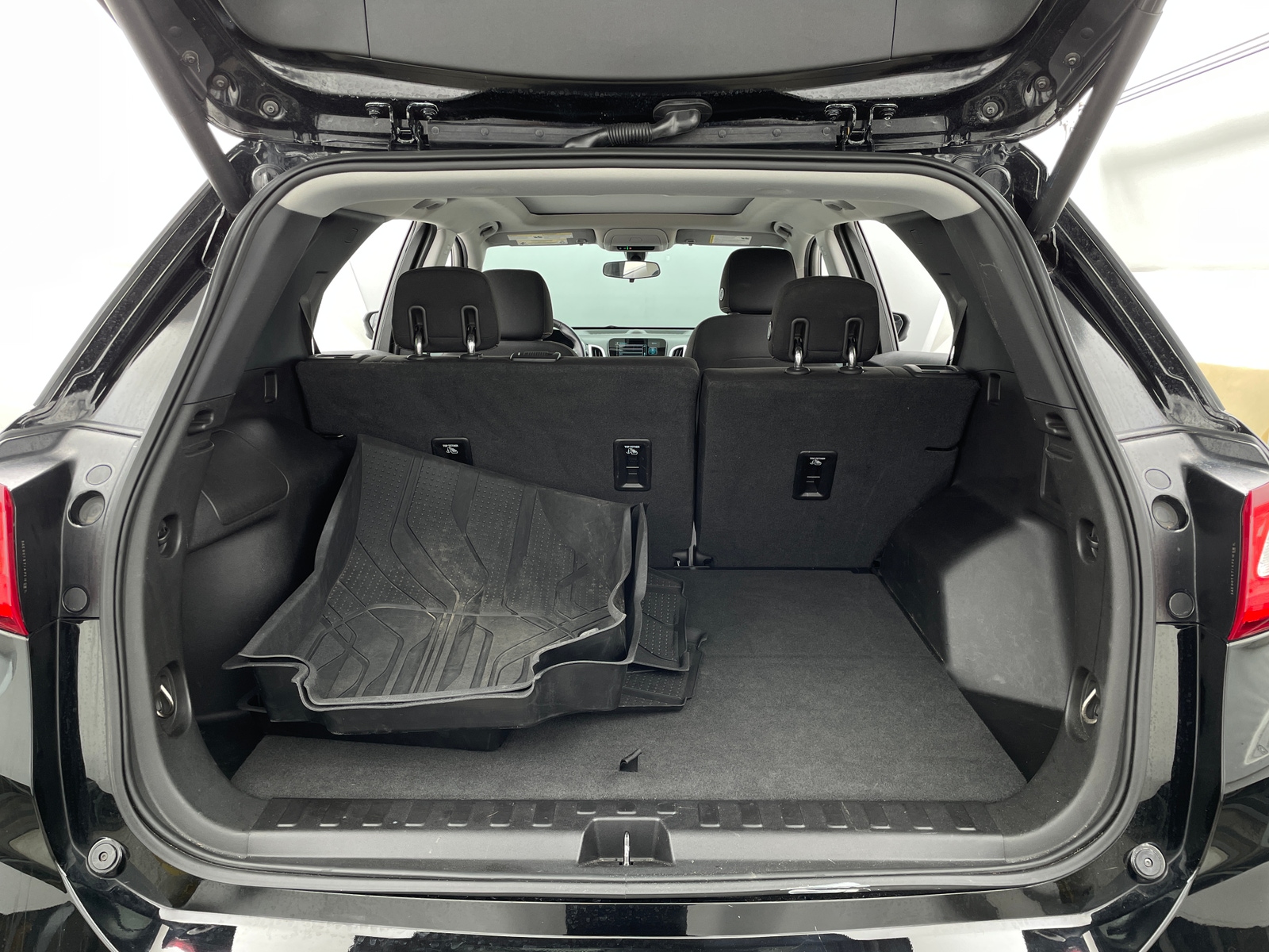 Thumbnail: 2018 Chevrolet Equinox - 7
