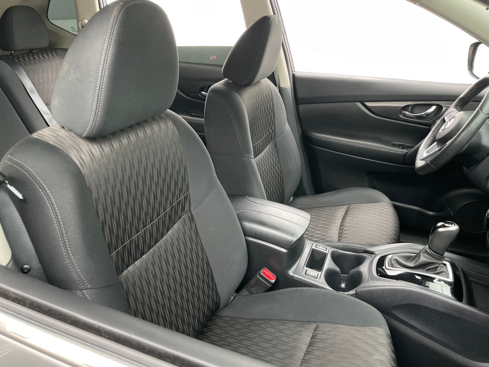 Thumbnail: 2018 Nissan Rogue - 2