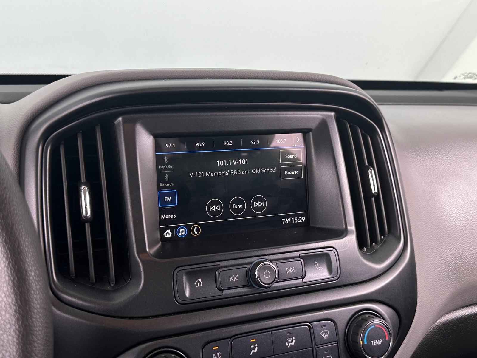 Thumbnail: 2019 Chevrolet Colorado - 4
