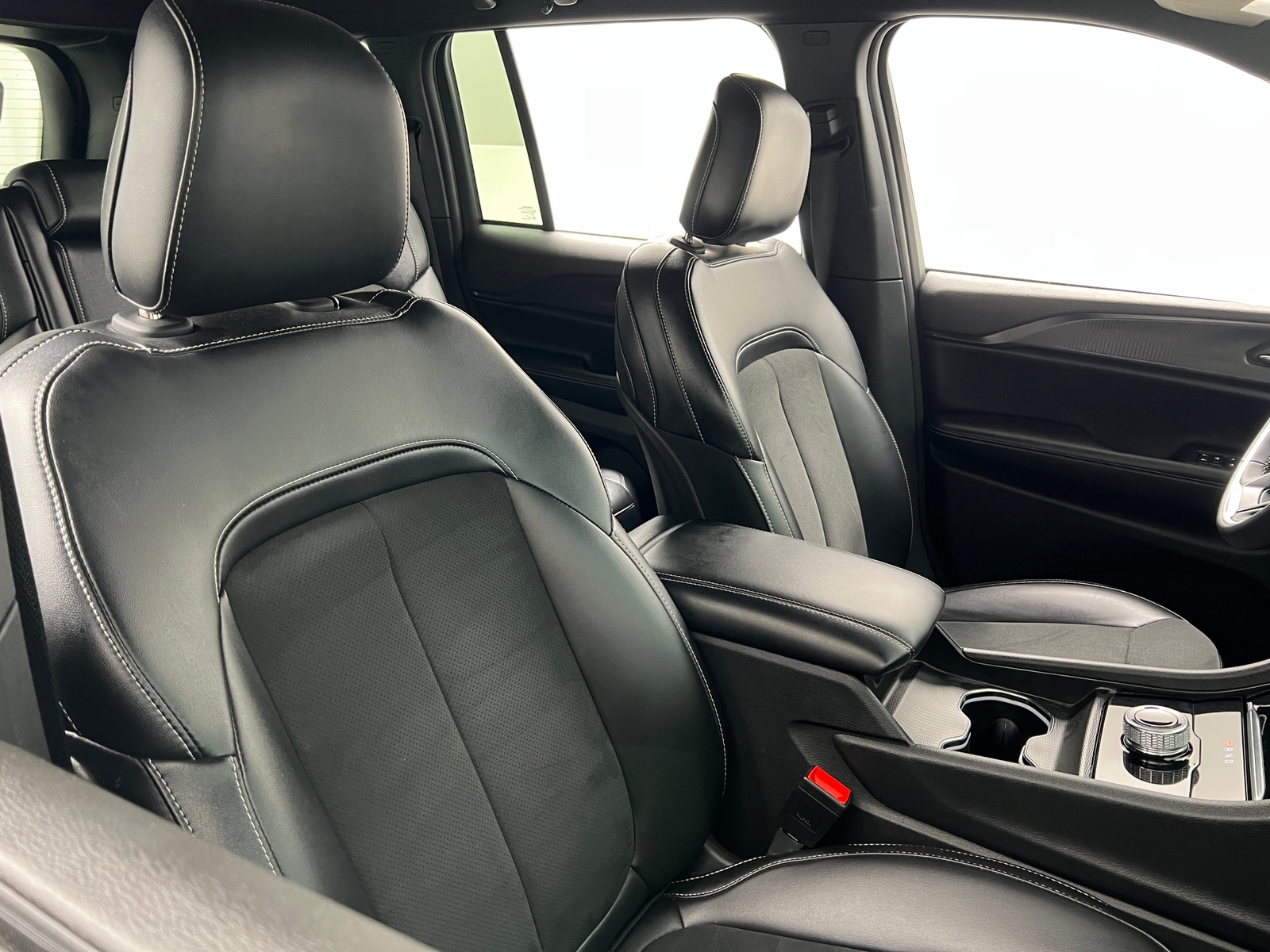 Thumbnail: 2024 Jeep Grand Cherokee - 2