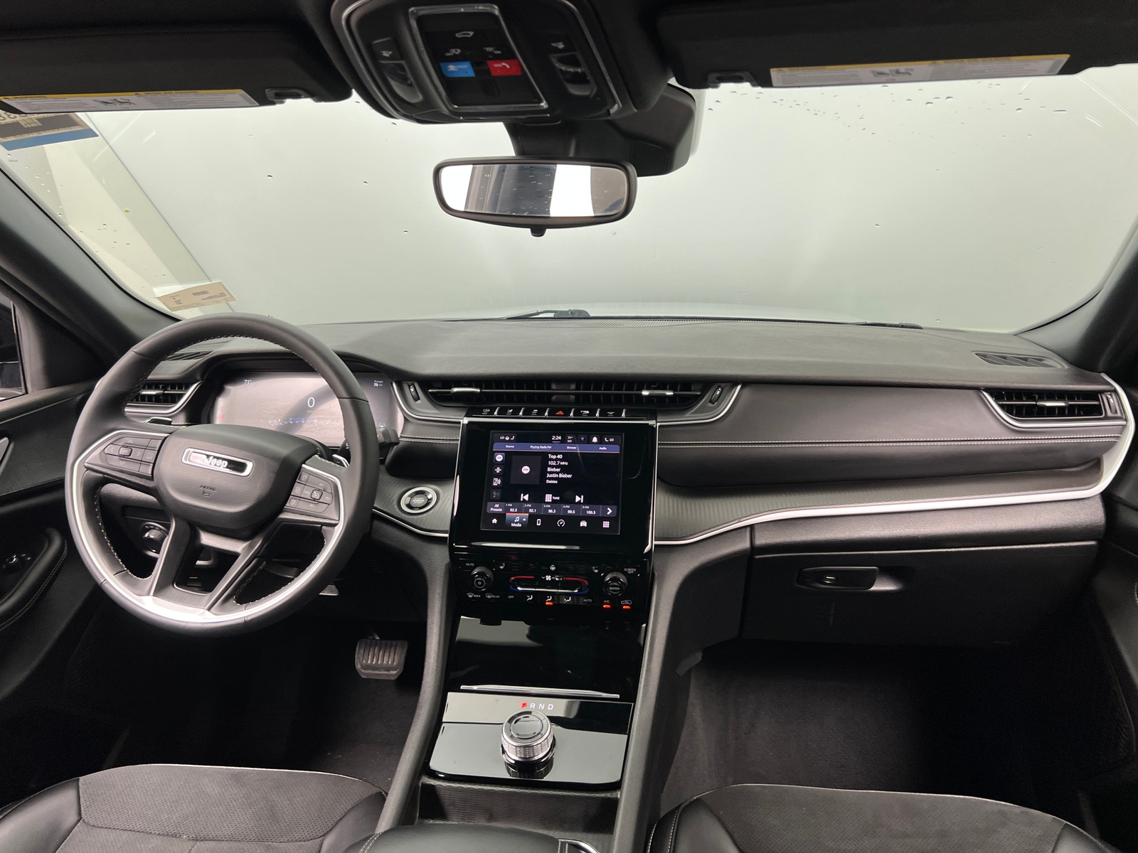 Thumbnail: 2024 Jeep Grand Cherokee - 3