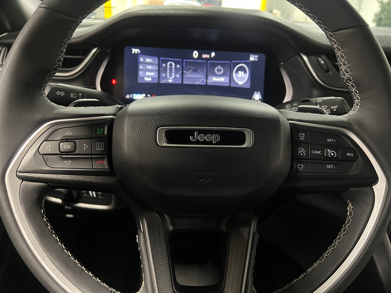Thumbnail: 2024 Jeep Grand Cherokee - 5