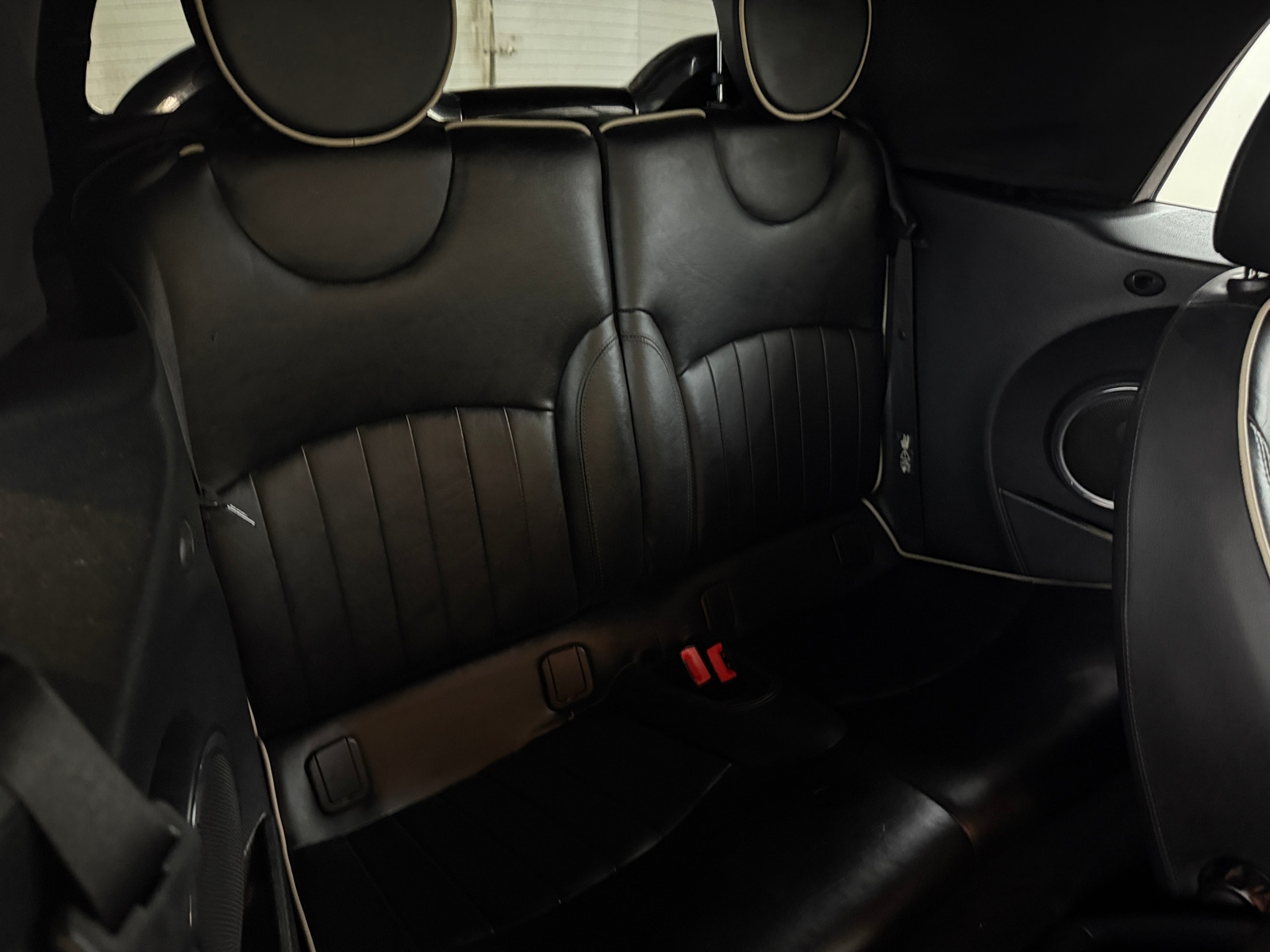 Thumbnail: 2011 MINI Cooper Convertible - 5