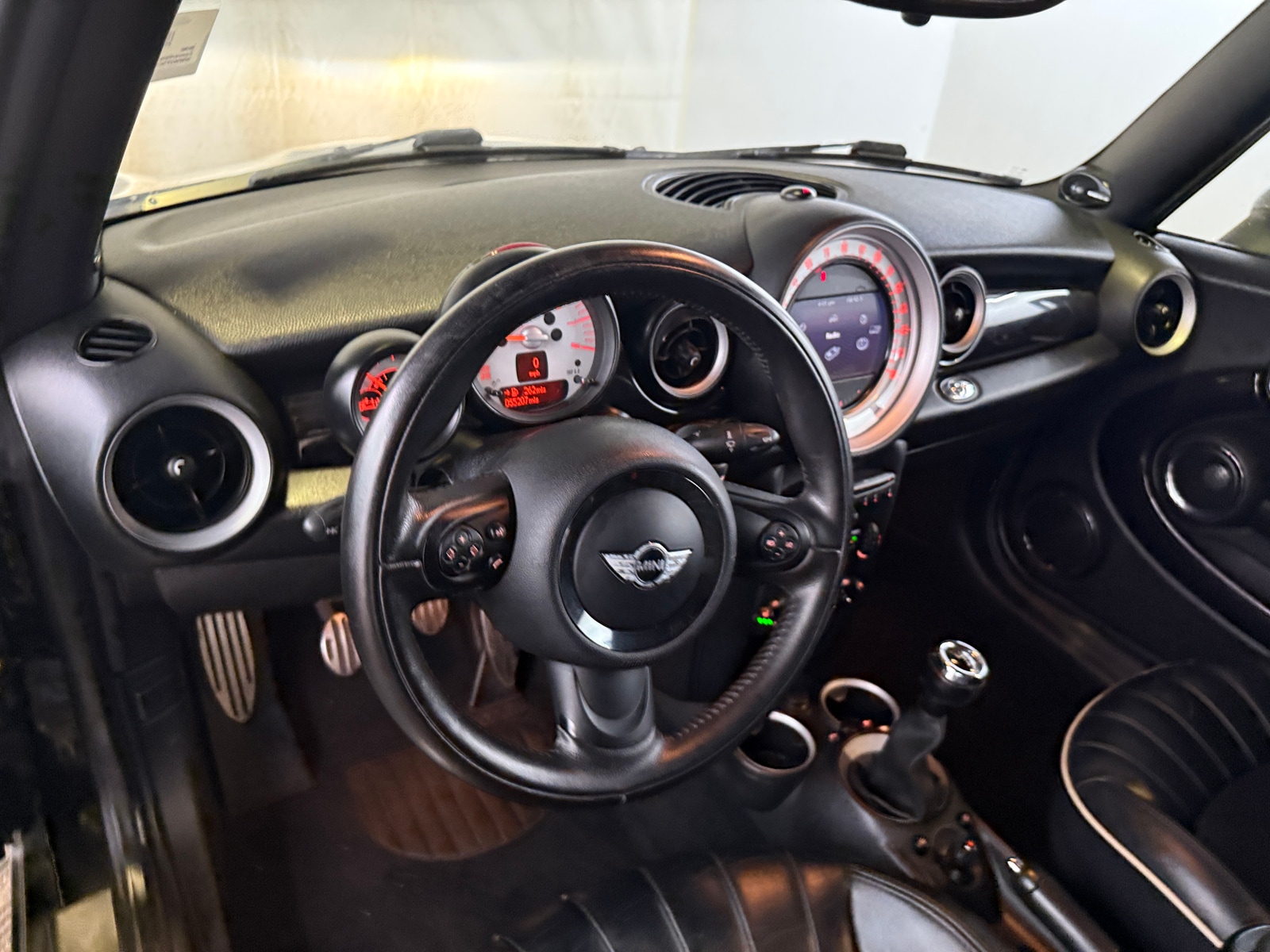 Thumbnail: 2011 MINI Cooper Convertible - 2