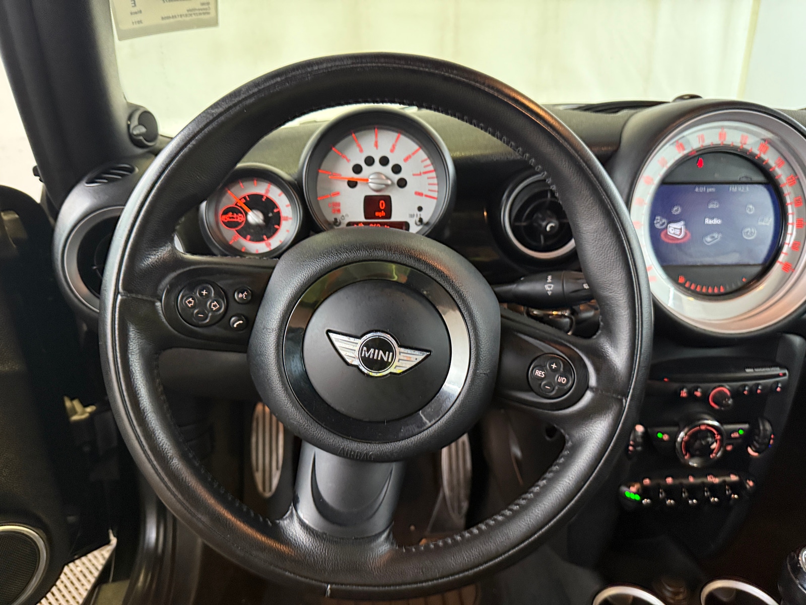 Thumbnail: 2011 MINI Cooper Convertible - 4