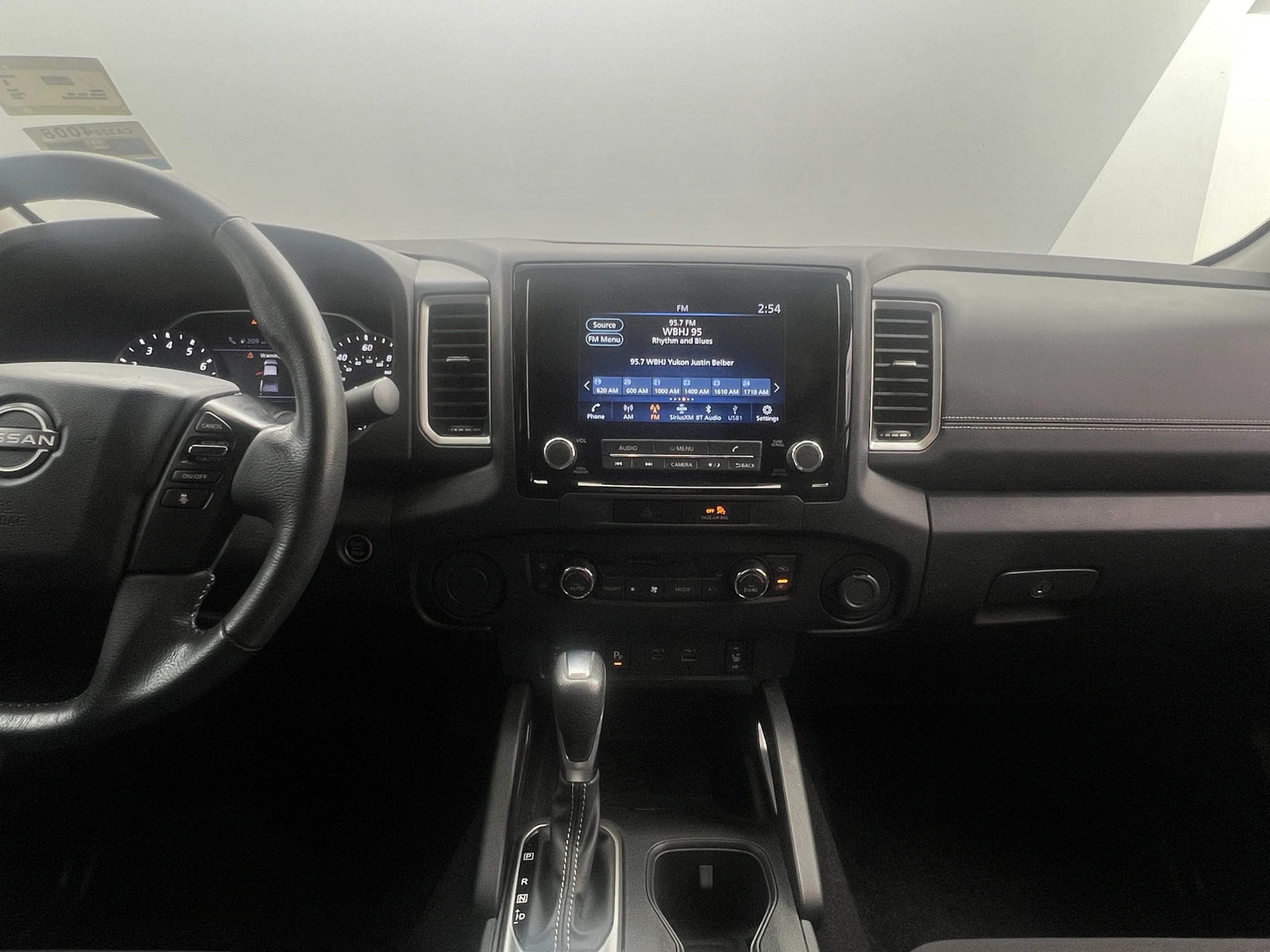 Thumbnail: 2023 Nissan Frontier - 3