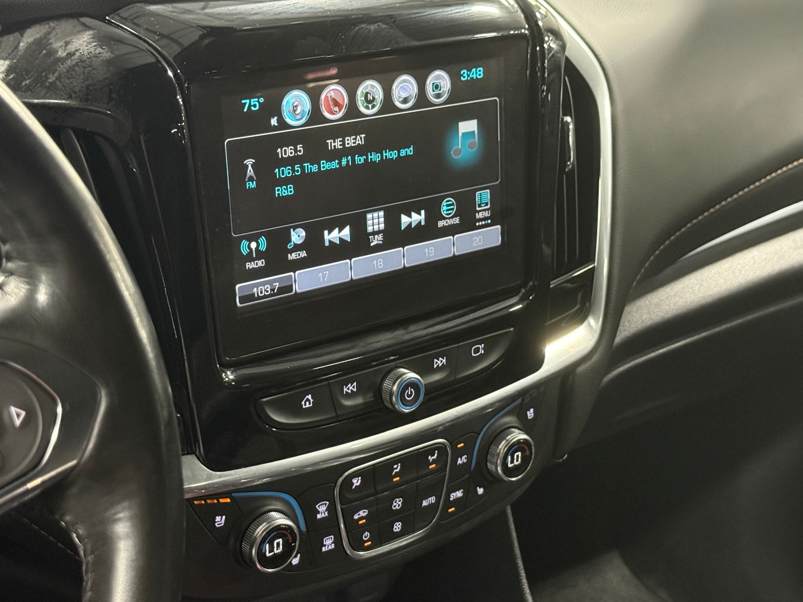 Thumbnail: 2019 Chevrolet Traverse - 3