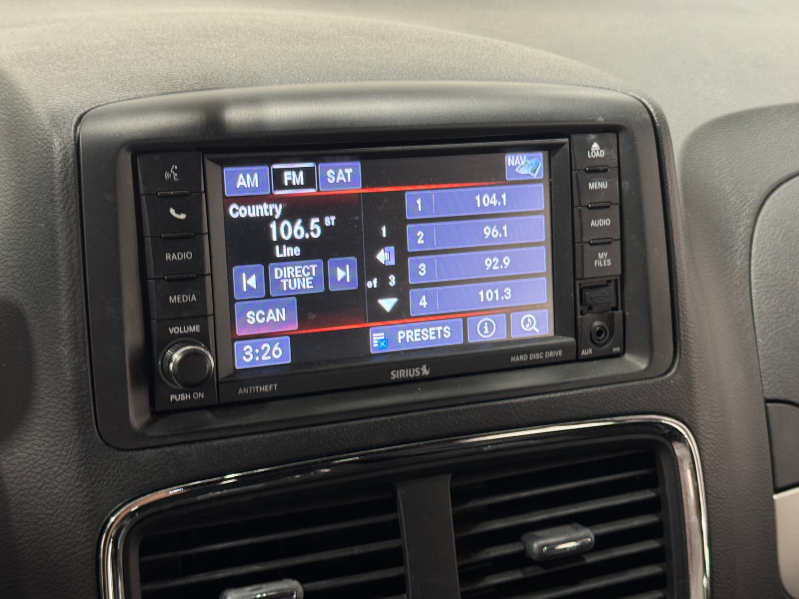 Thumbnail: 2018 Dodge Grand Caravan - 3