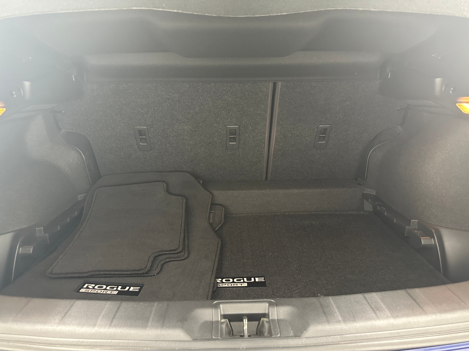 Thumbnail: 2020 Nissan Rogue Sport - 7
