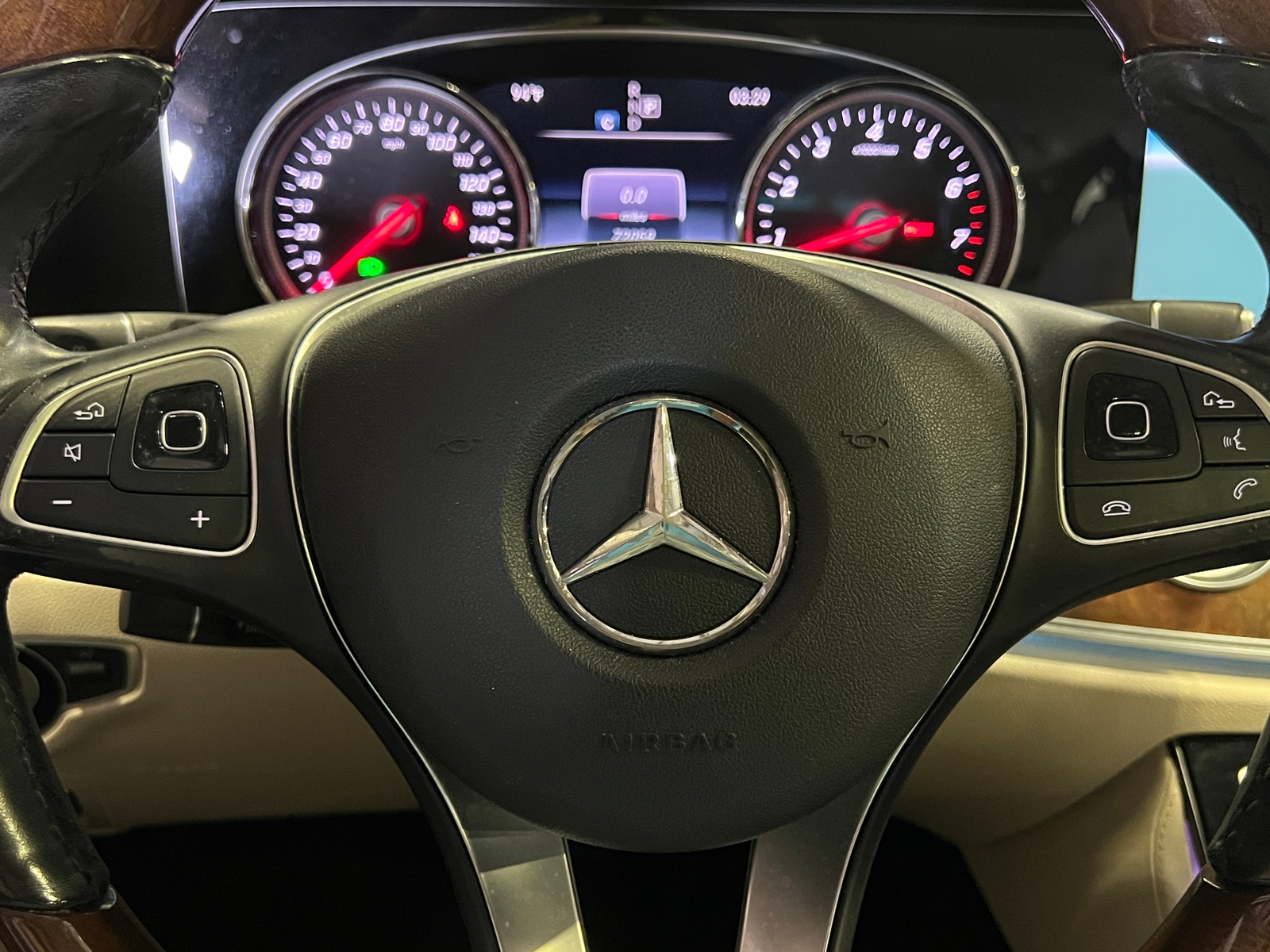 Thumbnail: 2018 Mercedes-Benz E-Class - 4