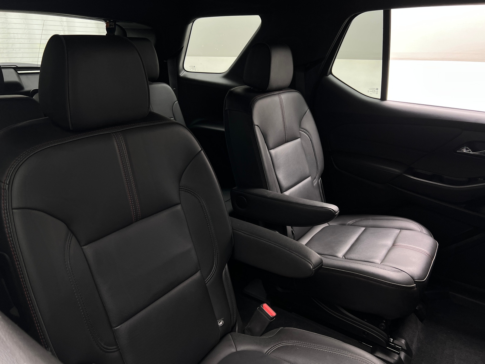 Thumbnail: 2023 Chevrolet Traverse - 5