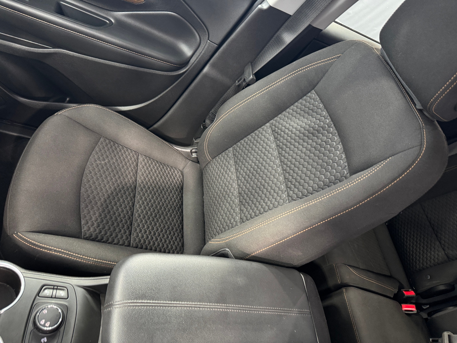 Thumbnail: 2018 GMC Terrain - 2