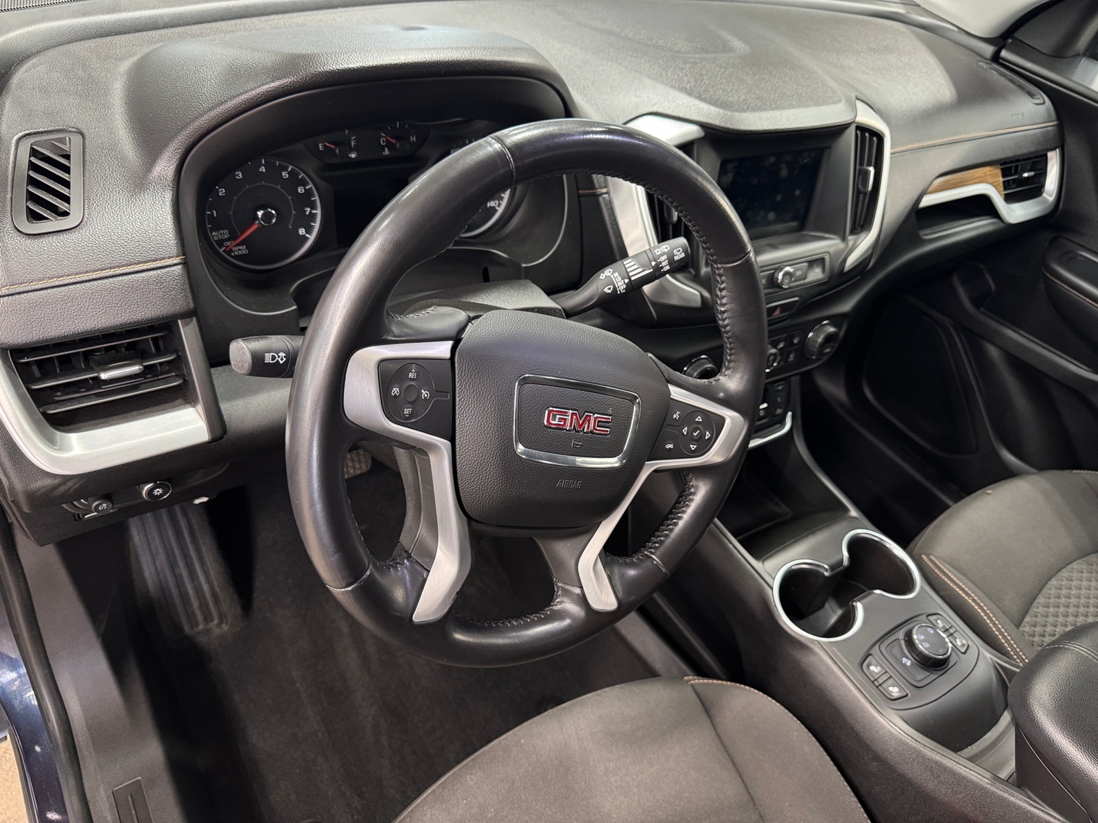 Thumbnail: 2018 GMC Terrain - 3