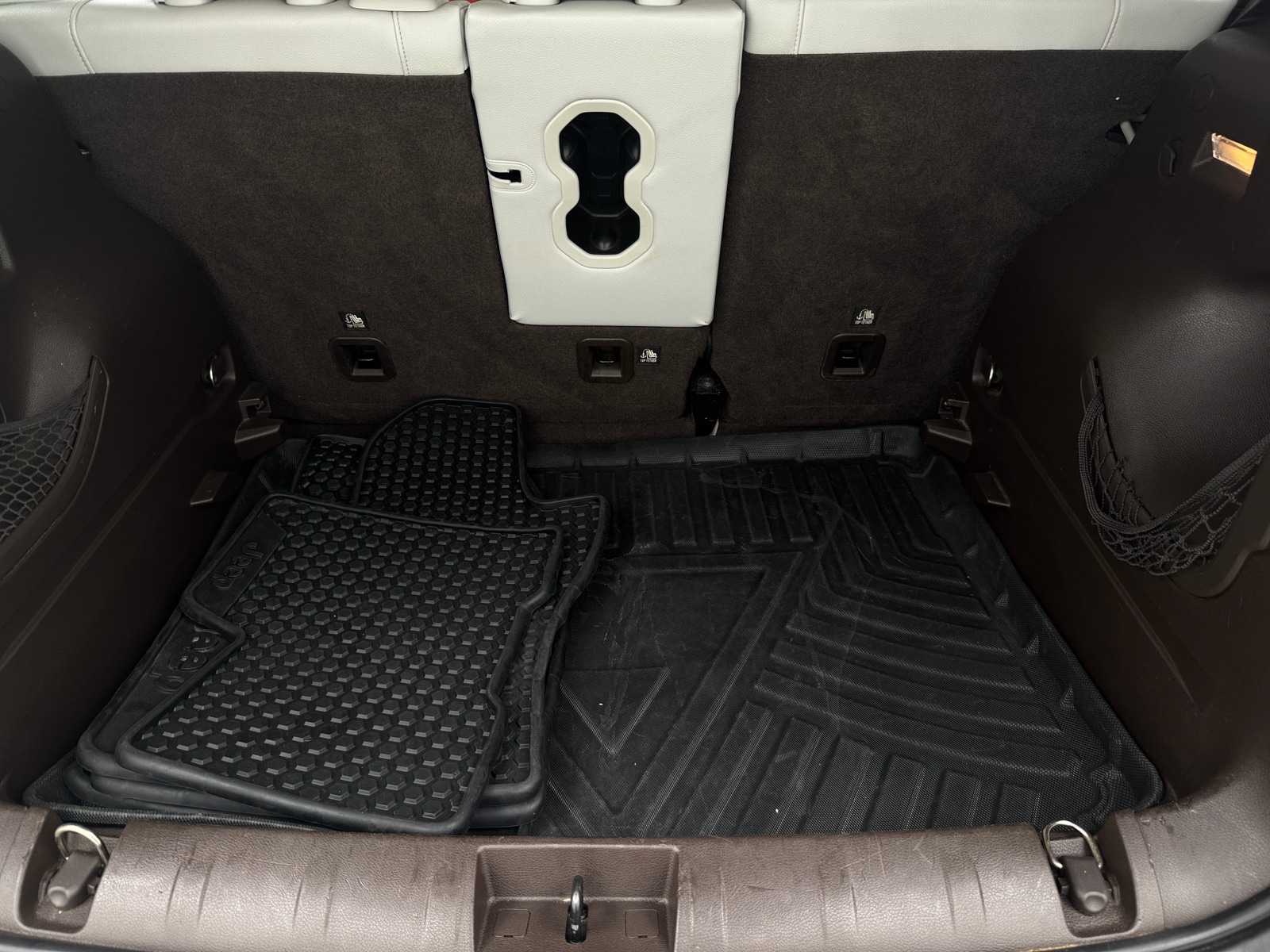 Thumbnail: 2016 Jeep Renegade - 6