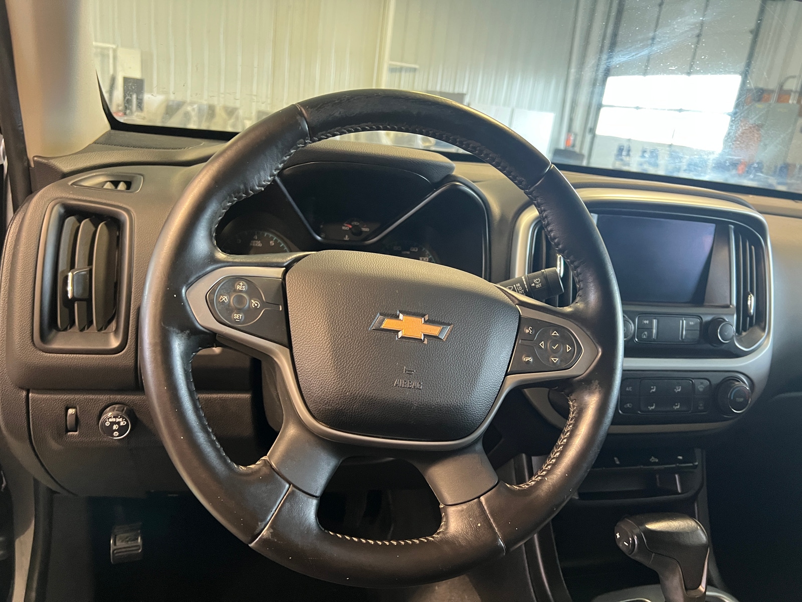 Thumbnail: 2021 Chevrolet Colorado - 5