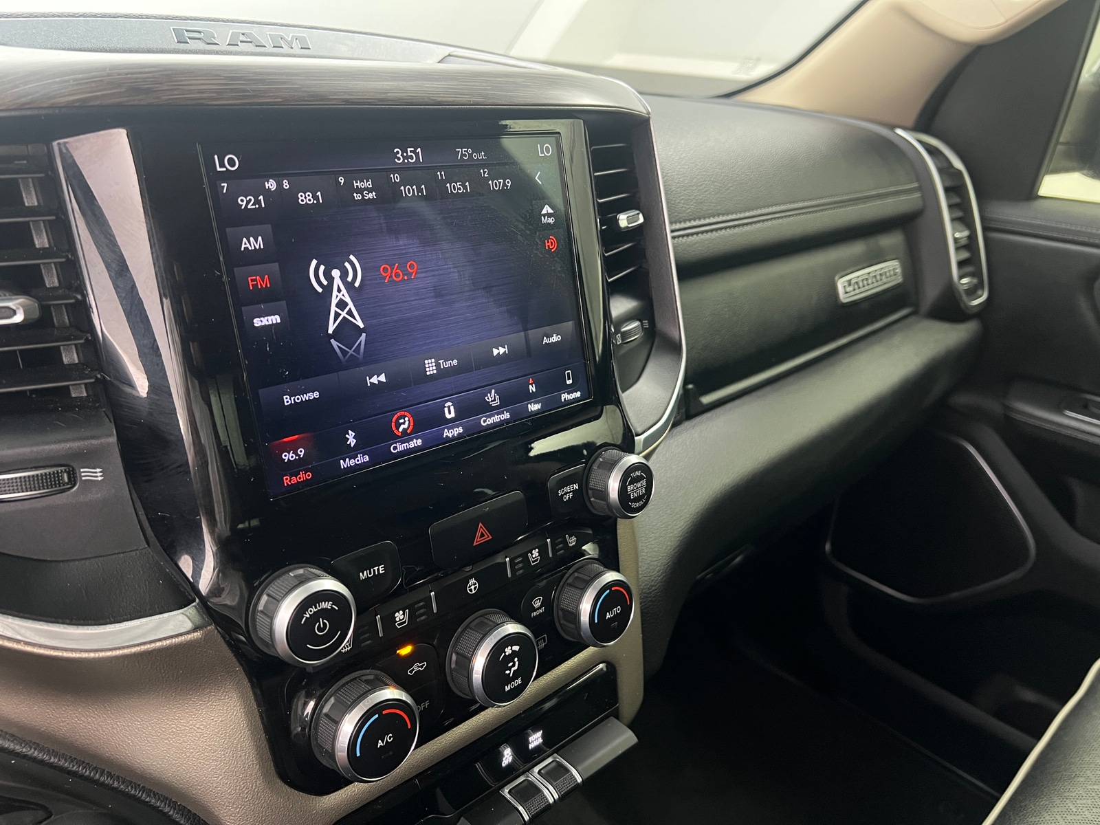 Thumbnail: 2019 RAM 1500 - 3