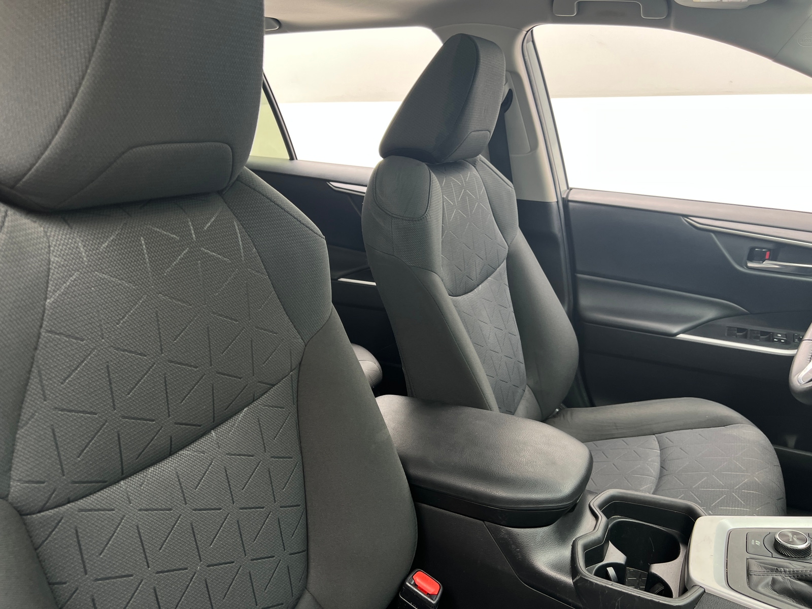 Thumbnail: 2020 Toyota RAV4 - 2