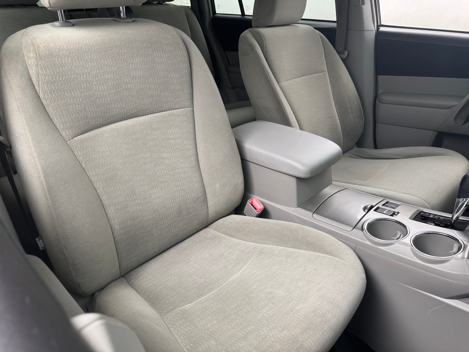 Thumbnail: 2012 Toyota Highlander - 2