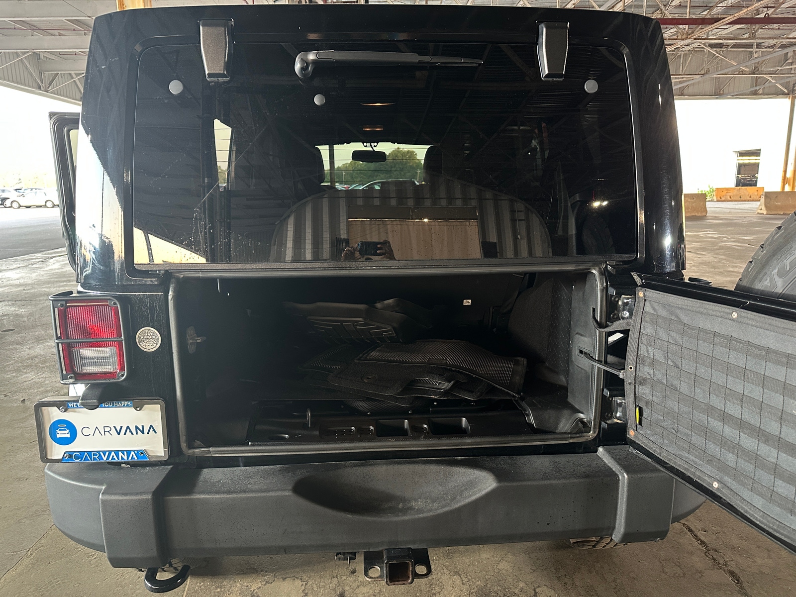 Thumbnail: 2015 Jeep Wrangler - 6