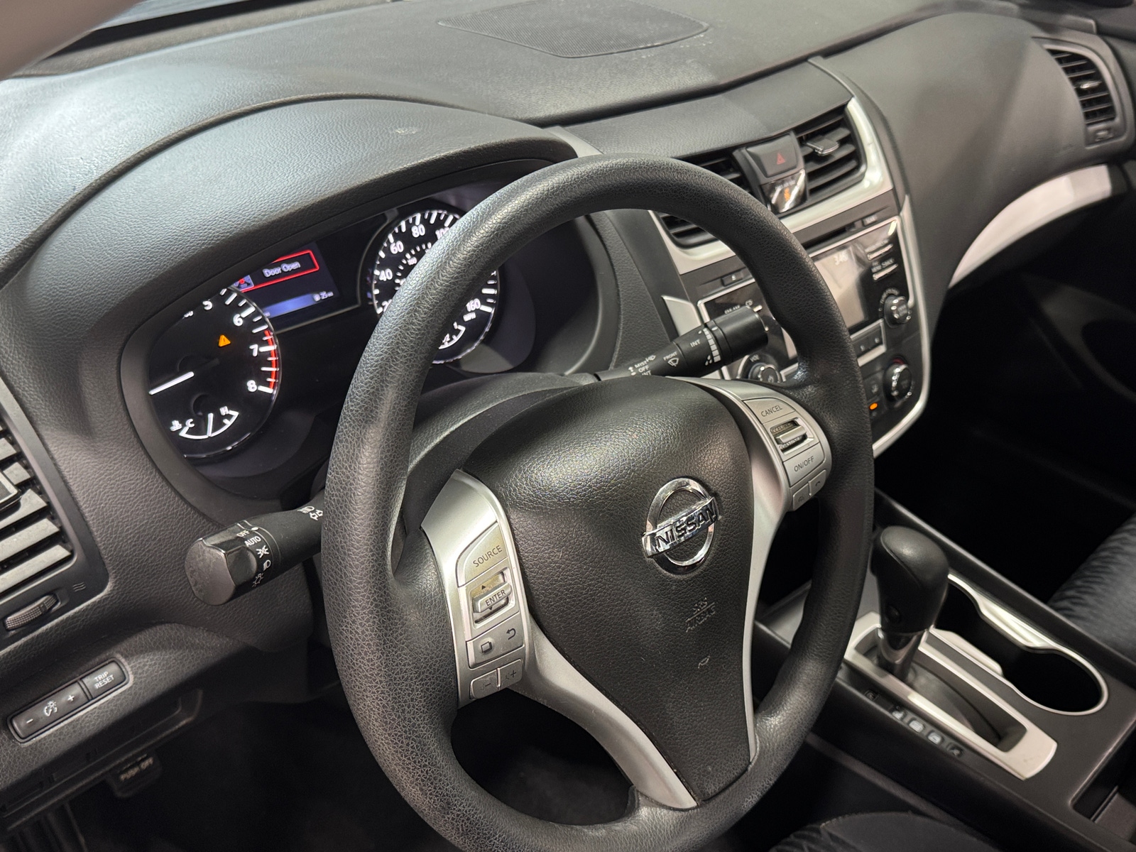 Thumbnail: 2017 Nissan Altima - 3
