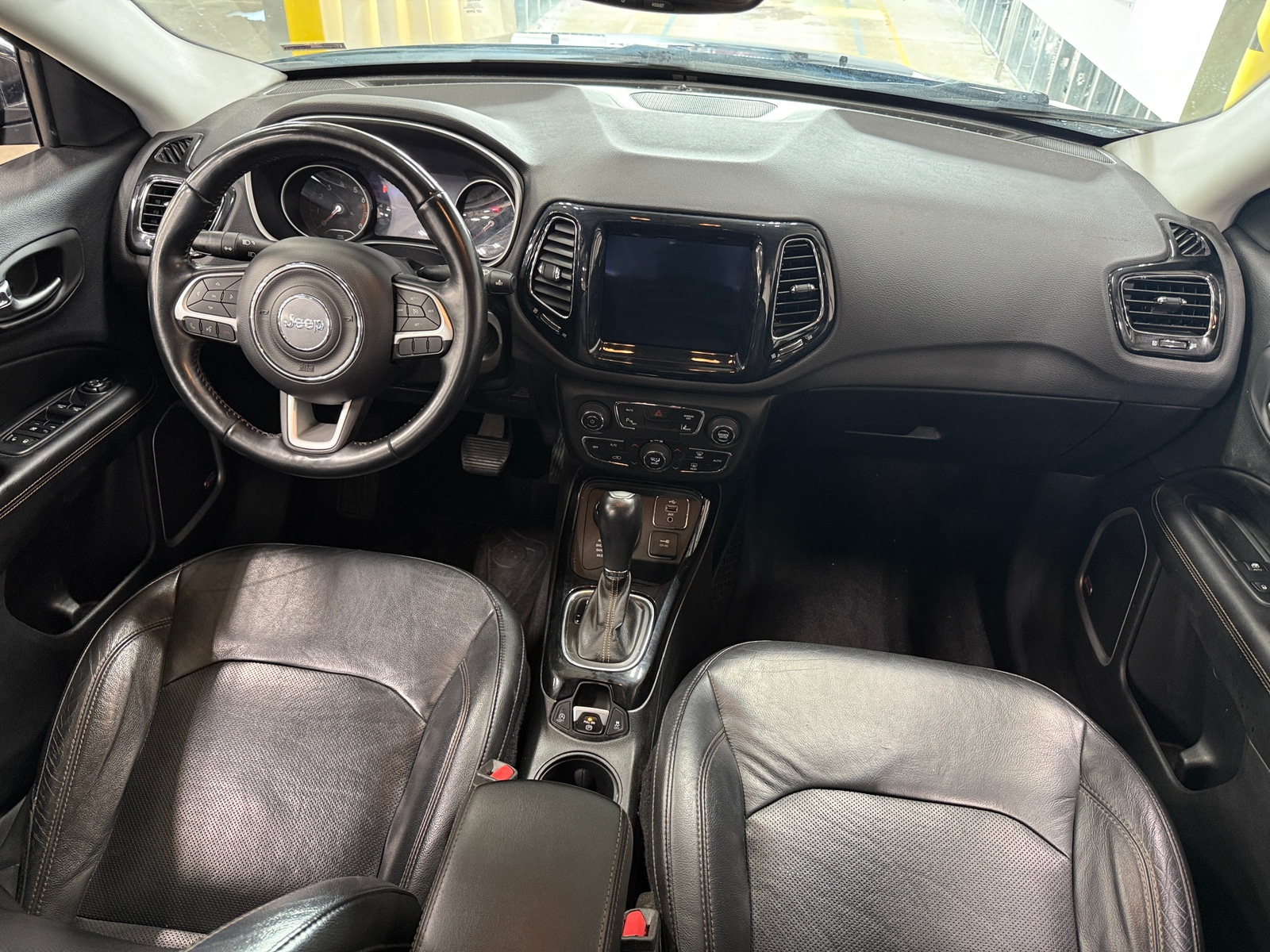 Thumbnail: 2018 Jeep Compass - 2