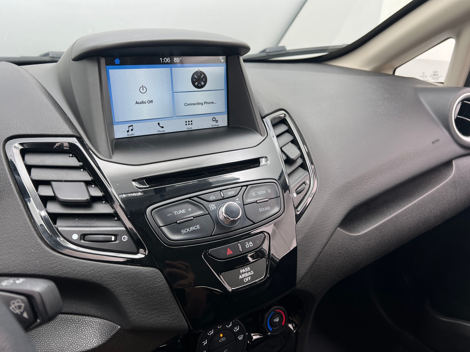 Thumbnail: 2019 Ford Fiesta - 4