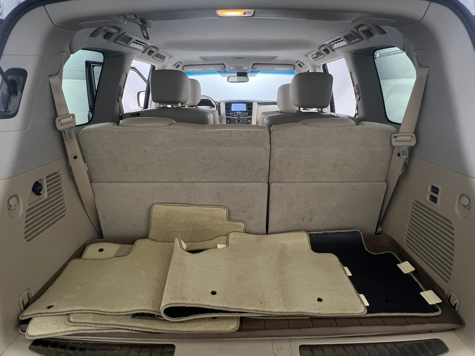 Thumbnail: 2016 INFINITI QX80 - 6